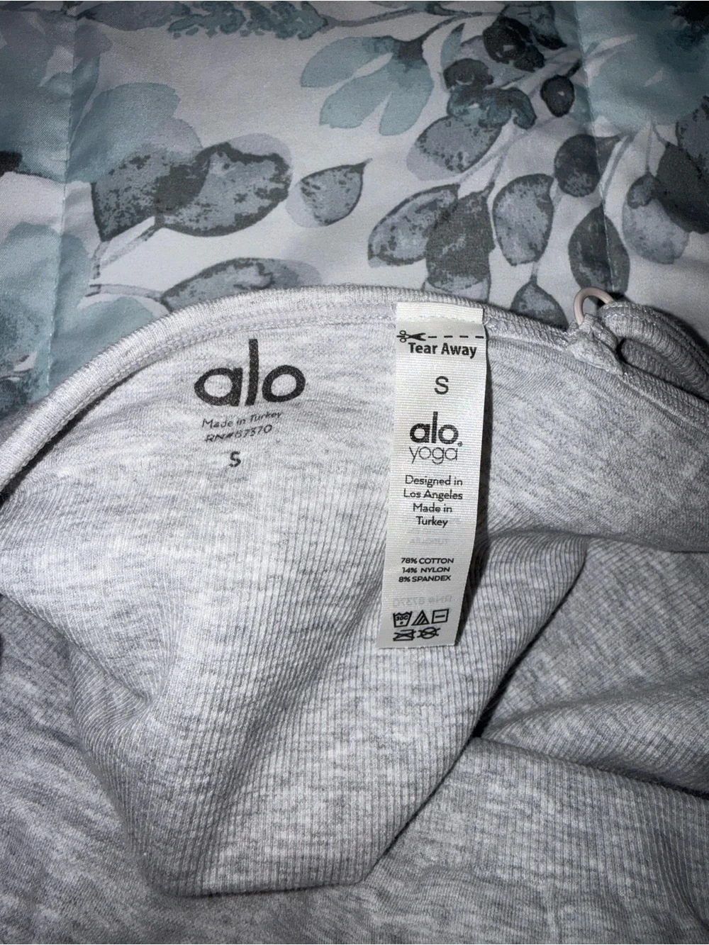 ALO Yoga Light Gray Ribbed V-Neck Crop Top